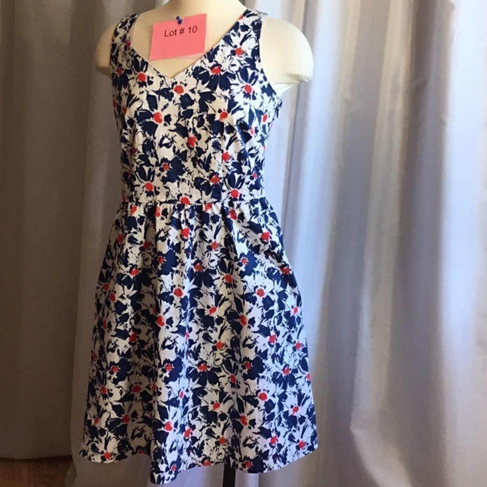 TOMMY HILFIGER sleeveless dress size 6, red, white, & blue